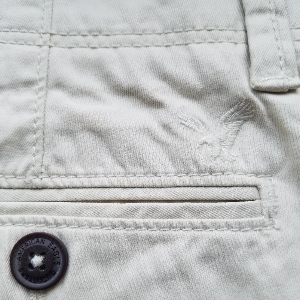 AMERICAN EAGLE OUTFITTERS Khaki Pants - Picture 4 of 8